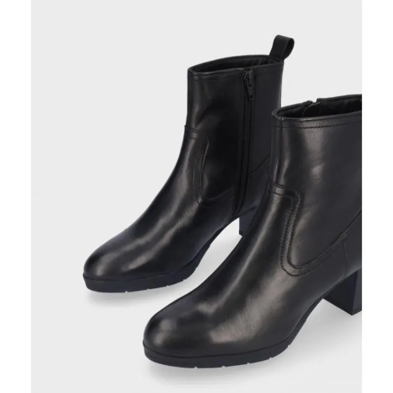 botines_de_mujer_javier_l_2.webp Botines de mujer Javier Larrainza JL953-11