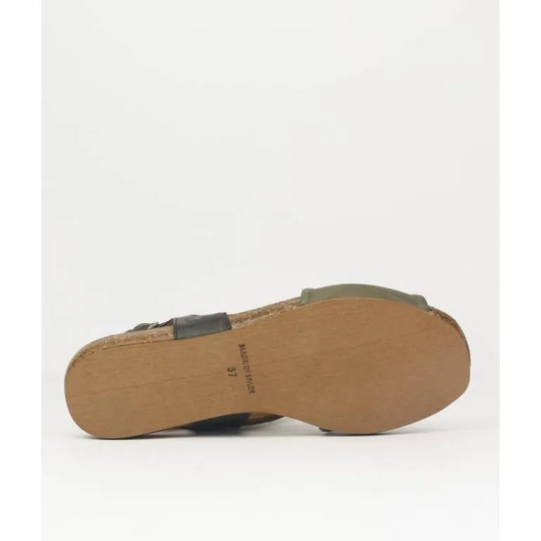 sandalias_de_mujer_corone_3-36.webp Sandalias de mujer Coronel Tapiocca C1190-6