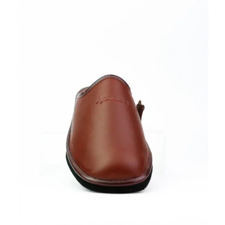 zapatillas_de_casa_de_hom_2-12.webp Zapatillas de casa de hombre AYESTARAN 800 CUERO